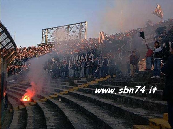 Foto_004_Pescara-Ascoli_04-11-01_WEB.jpg